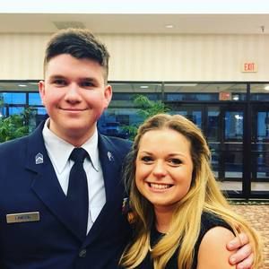 Meet your Posher, Liam